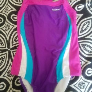 Speedo size 14